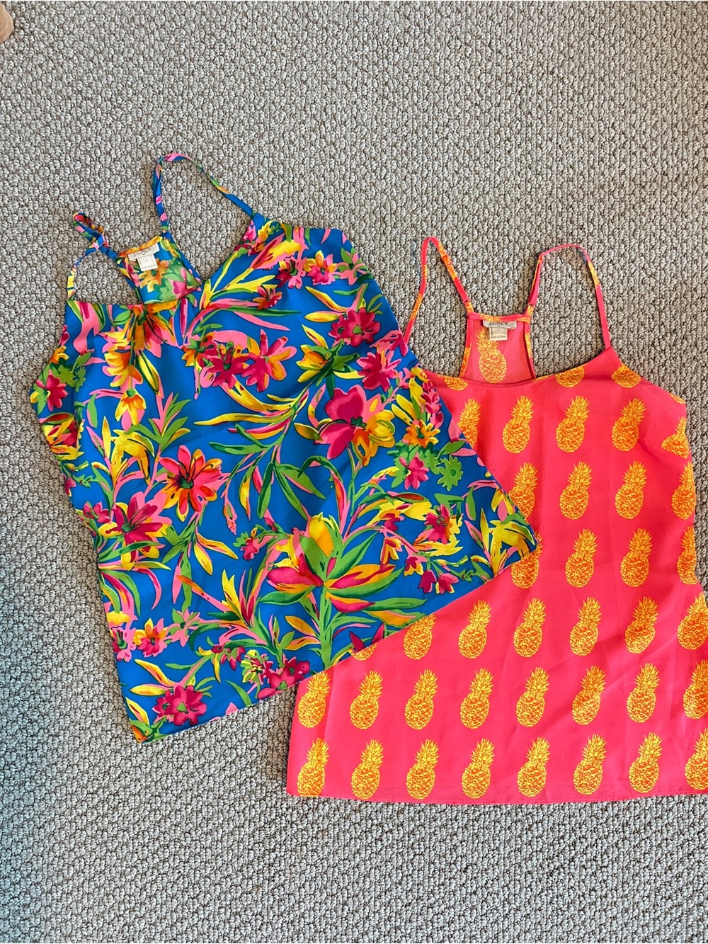 Two Bright Tanks with Summer Print j crew size 4 women’s flower fruit set
